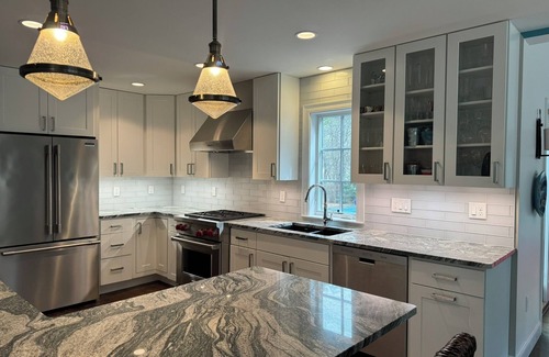 North Truro House | North Truro - Tax Free! Heated inground pool. Walk to bus. Central A/C.