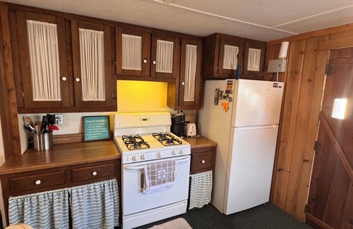 Prudenville Cottage | North View Cabins #2 - Cozy 2Bed/1Ba Cabin with Private Deck on the Lake!