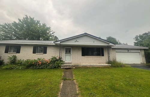 Cleon Township House | Northern paradise - Pet Friendly - WIFI - trailer parking - 5 mins to Crystal
