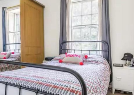 Easebourne House | Northmill Cottage - Charming 2 bed residential property with courtyard