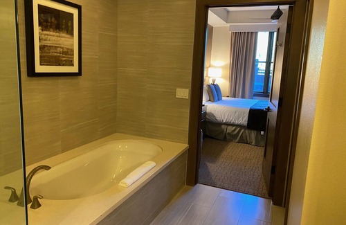 Truckee Resort | Northstar Lodge 2 BD/2Bath Sleeps 6 Condo: Ski-in/Ski-out