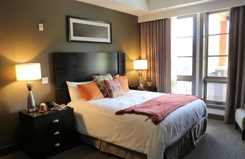 Truckee Resort | Northstar Lodge with ski in/out gondola on site! Best resort in Tahoe!