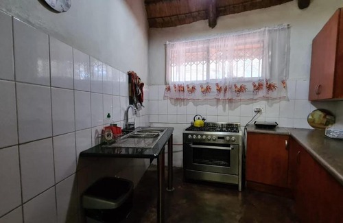 Mudimeli Apartment | Northwich Game Ranch