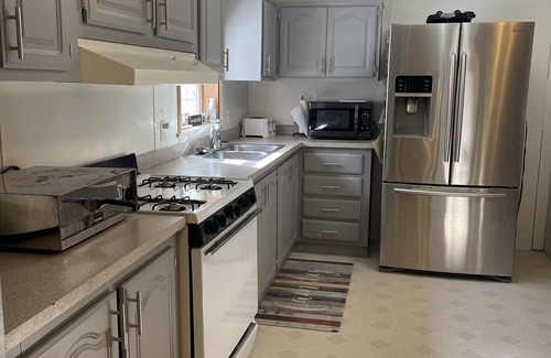 Athelstane House | Northwoods getaway - minutes from beach, fishing & trails!