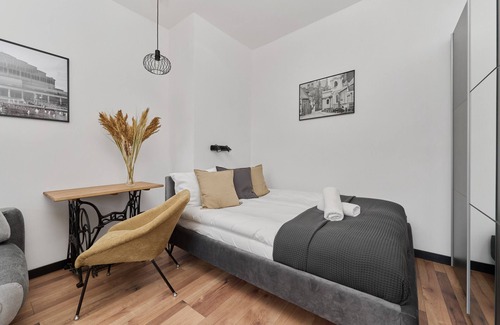 Srodmiescie Apartment | Norwida Apartment Wroclaw by Renters
