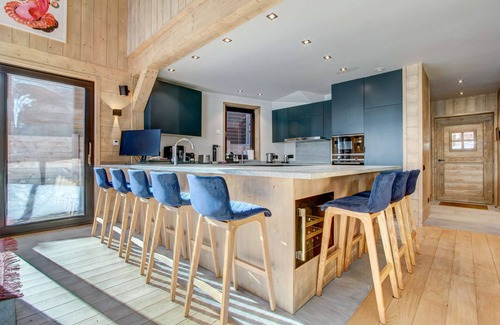 Morzine Ski Chalet | Nosefosa - Stunning new chalet with inside swimming pool