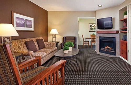 Bass Lake Resort | Not enough time for SO many outdoor activities !