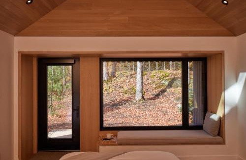 Algonquin Highlands House | Nourish and Reset at Dimensions - Cabin Ten