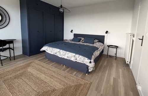 Rive Droite Apartment | Nouveau! Appartement vue mer 180° et Place Parking