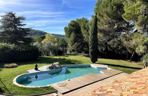 Coudoux Villa | Nouveau: Superbe villa à Coudoux