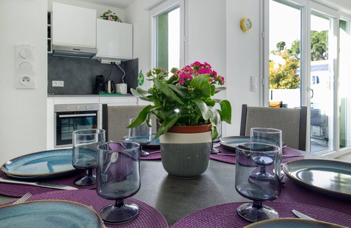 Le Lavandou Apartment | Nouvelle Ère - Appt à moins d’un km de la plage