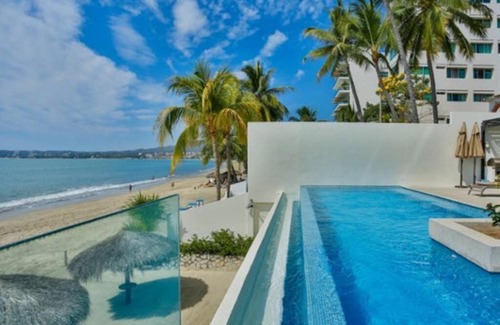 Bucerias House | Nova - Beachfront Condo with Private Office & Panoramic Views
