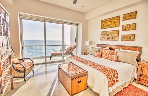 Bucerias House | Nova - Beachfront Condo with Private Office & Panoramic Views