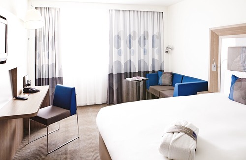 London Borough of Hounslow Hotel | Novotel London Brentford