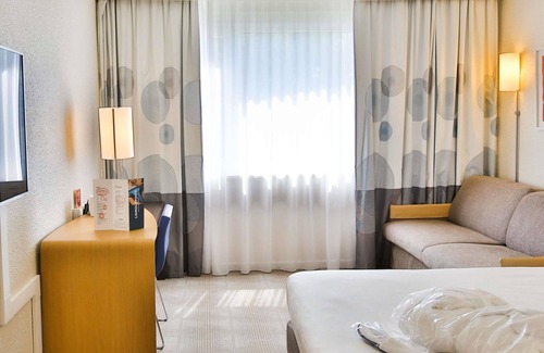 Purpan Hotel | Novotel Toulouse Purpan Aéroport