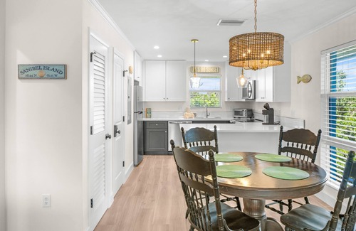 Sanibel Condo | Now Available – Seashells of Sanibel Unit 28 on West Gulf Drive with Beach Acces