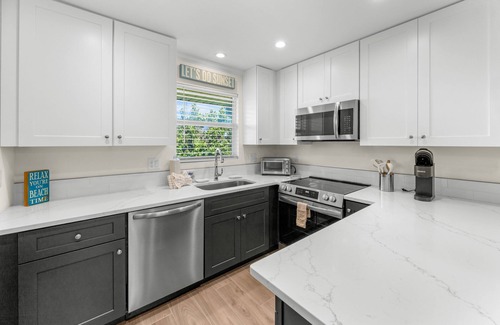 Sanibel Condo | Now Available – Seashells of Sanibel Unit 28 on West Gulf Drive with Beach Acces