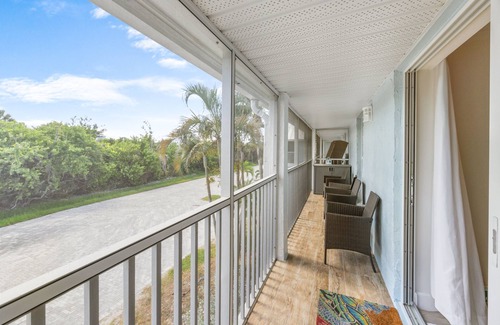 Sanibel Condo | Now Available – Seashells of Sanibel Unit 28 on West Gulf Drive with Beach Acces