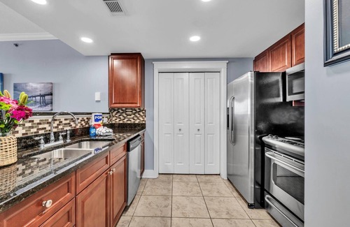 Fort Walton Beach Condo | 🦩Now Booking for Summer! Gorgeous Gulf & Courtyard Views~Rise Above It All! Waterscape A612 🦩