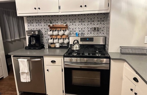 Glenwood House | Now Booking for Summer 2025!