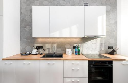 Nowe Miasto Apartment | Nowiniarska 8 by Noclegi Renters