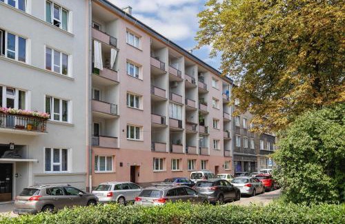 Krowodrza Apartment | Nowowiejska Cosy Studio for 6 people in Cracow by Noclegi Renters