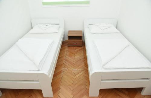Tjentiste Hotel | NP Sutjeska Paviljon A
