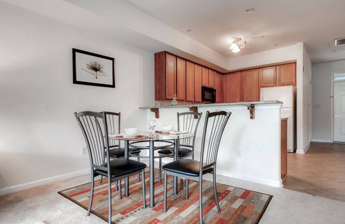 Princeton Meadows Apartment | nr Princeton University & Easy New York Access! nr Princeton Junction