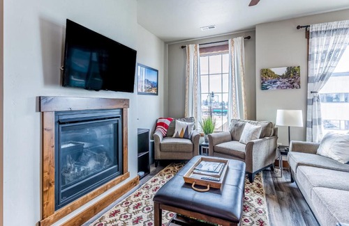 Columbia Falls Apartment | Nucleus 303