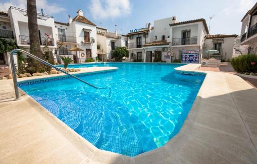 Nerja House | NUEVA NERJA 71 MENYBER