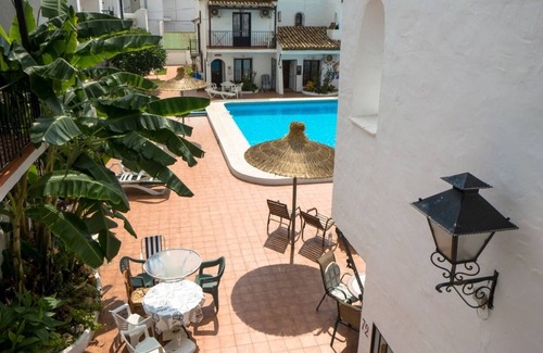 Nerja House | NUEVA NERJA 71 MENYBER