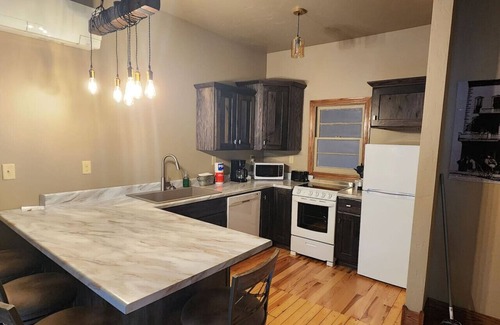 Deadwood Apartment | Nugget Suite - Main Street