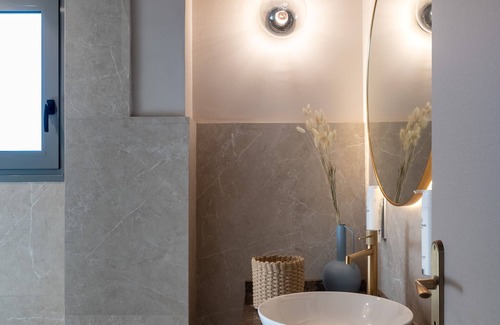 Kinosargous Apartment | Numa Suites & Lofts Athens - Budget Twin Room