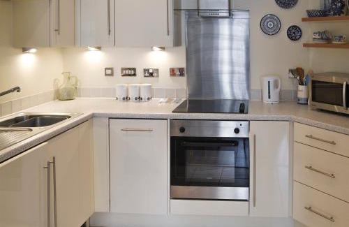 Whitby House | Number 7