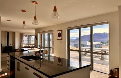 Lake Tekapo House | Number 8 - Lake Tekapo