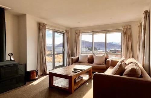 Lake Tekapo House | Number 8 - Lake Tekapo