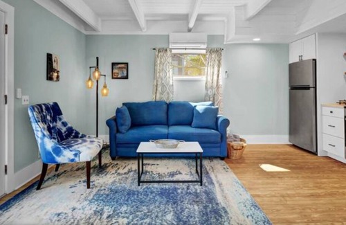 Wilmington Historic District Cottage | Nun Better - Historic Downtown!
