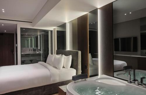 Athens City Centre Apartment | Nur Edge Aparthotel - Acropolis Skyline