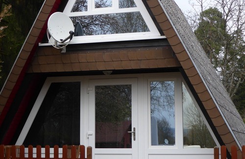 Schellbronn House | Nurdach holiday home in the Black Forest