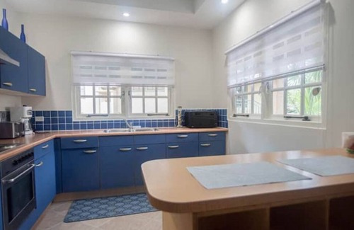Washington House | nVilla in a Gated Community Noord
