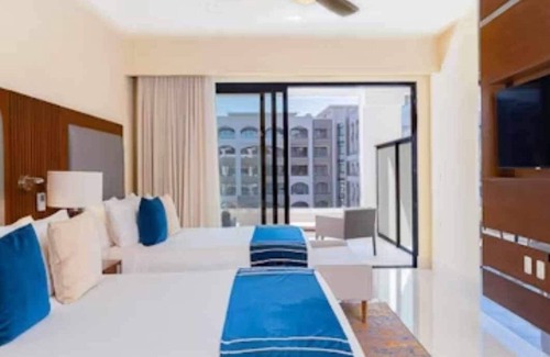 Santa Rosa Resort | nVilla La Valencia is one of the best resorts in Los Cabos. n12/23/23-12/30/23
