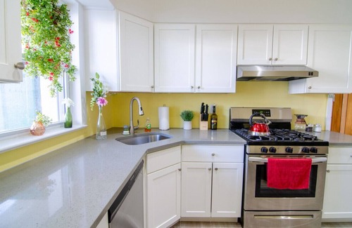 Weehawken Apartment | NYC Views Amazing Mansion apt 4 br 6 beds