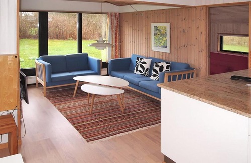 Klint House | Nykøbing Sjælland Holiday Home 703