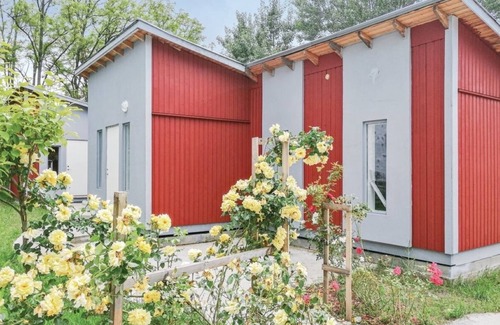 Balatonszemes House | Nytt och välutrustat boende mycket nära Balatons strand. Wifi och Netflix ingår