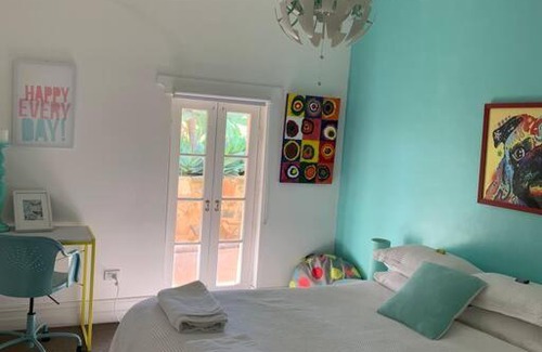 Spring Farm House | O'Briens of Clare - Stylish Pet Friendly Vineyard Accommodation