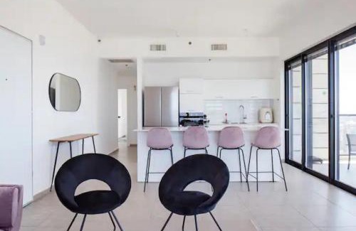 Bat Yam Apartment | O&O Group- Modern Luxury APT-Mesmerizing Sea Views
