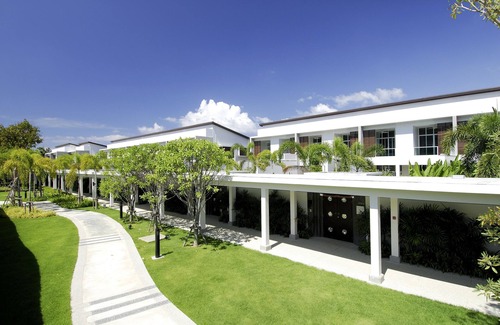 Cherngtalay Villa | O2BT4-VW2: 4 Bedrooms Pool Villa-Oxygen Bangtao-Full Kitchen