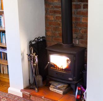 Machynlleth Apartment | Oak House in Mid Wales with Log Burner By Seren Short Stays