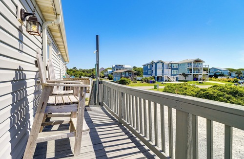 Yaupon Beach Apartment | Oak Island Condo w/Ocean View: Steps to Beach!