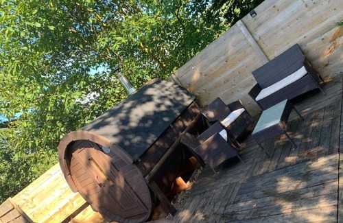 Eye Other | Oak Lodge Retreat - Glamping 5